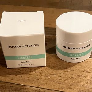 Rodan & Field Detox Mask